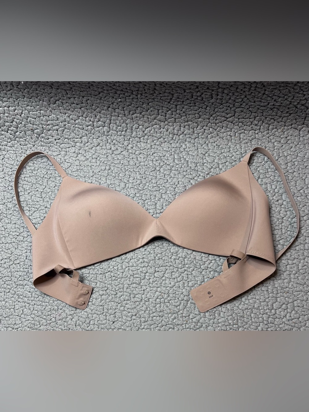 Lululemon Wireless T-Shirt Bra Size 34C Tan Women’s Comfortable Bra